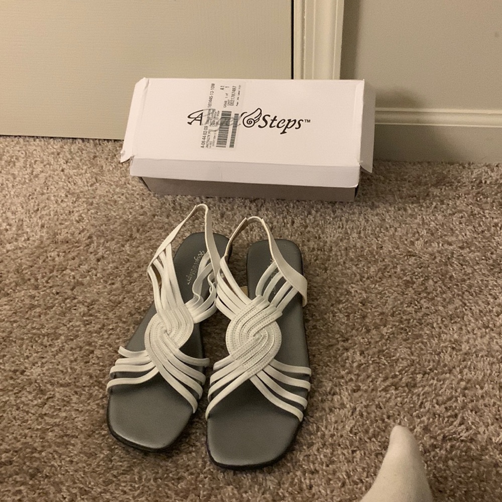 Angel Steps 10W Sandals